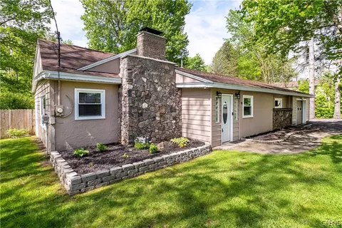 78 Camic Rd, Central Square, NY 13036 photo 2