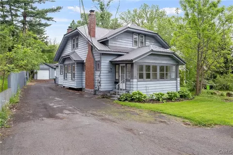 1207 Oswego St, Salina, NY 13088