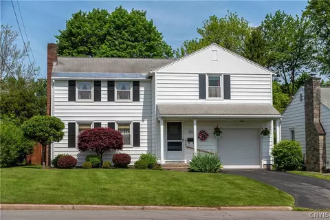 2644 Glenwood Rd, Utica, NY 13501