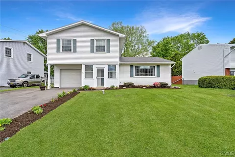 106 Wembridge Dr, East Syracuse, NY 13057