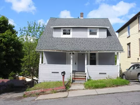 124 Summit Ave, Geddes, NY 13209
