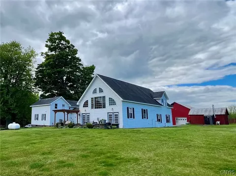 1473 Sterling Station Rd, Sterling, NY 13156