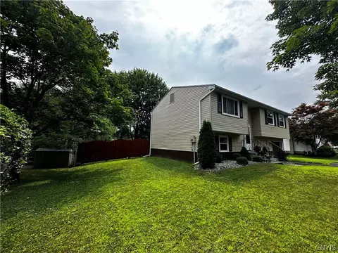 18 Echodale Ave, Lysander, NY 13027 photo 6