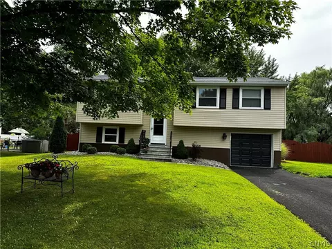18 Echodale Ave, Lysander, NY 13027 photo 4