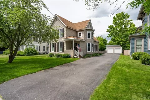 262 Ten Eyck St, Watertown, NY 13601