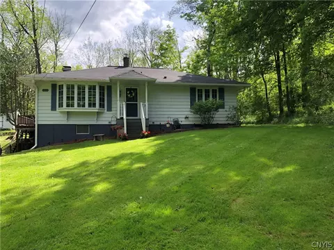 7531 Hilldale Dr, Kirkland, NY 13323