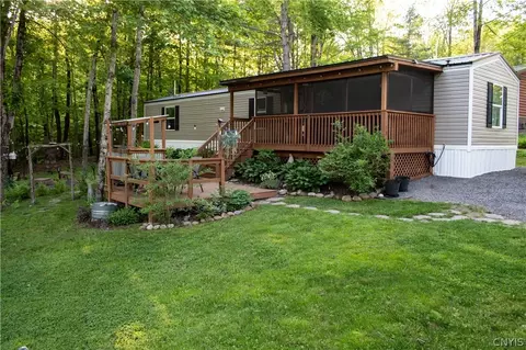 113 Rolling Hills Rd, Russia, NY 13324