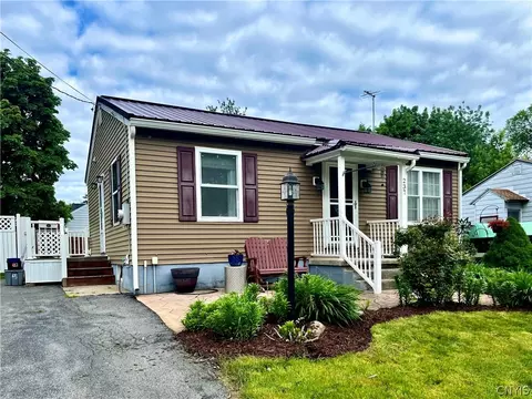 237 Ridge Ave, Salina, NY 13088