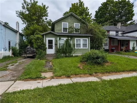 629 Bronson St, Watertown, NY 13601