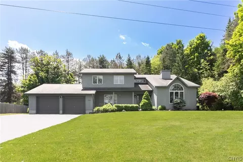 2780 Lyons Rd, Camillus, NY 13031