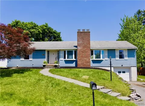 109 Addison Dr, Syracuse, NY 13214