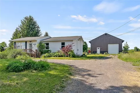 4285 Norton Rd, Onondaga, NY 13215