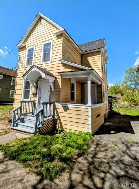 124 Berger Ave, Syracuse, NY 13205 photo 2