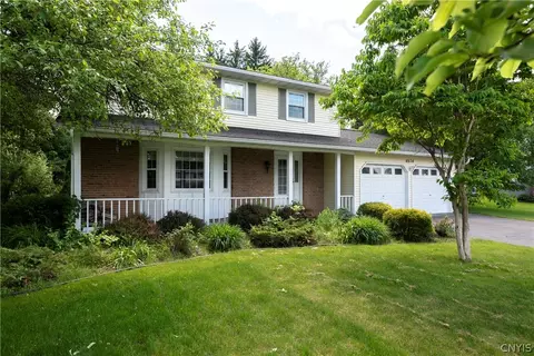 4874 Sherwood Dr, Onondaga, NY 13215