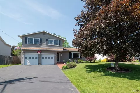 421 Ontario Ave, Geddes, NY 13209