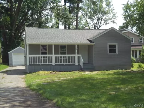 119 Elm St, Syracuse, NY 13212
