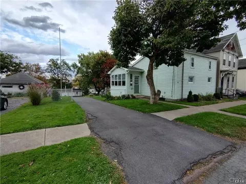 1110 Orchard St, Utica, NY 13502