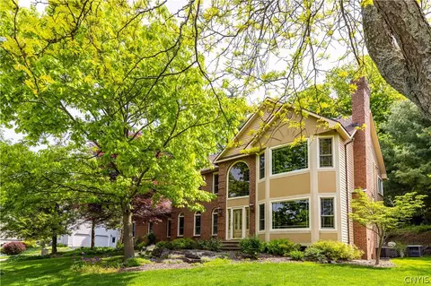 4558 Ashfield Ter, Onondaga, NY 13215