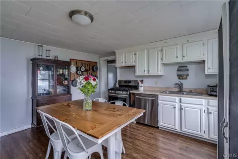 402 Ambrose St, Hounsfield, NY 13685 photo 7