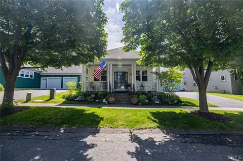 151 Greencastle St, Camillus, NY 13031