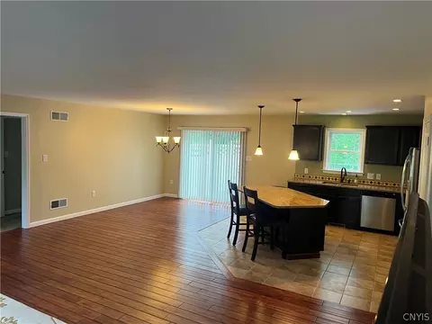 121 Skyline Dr, Scriba, NY 13126 photo 5