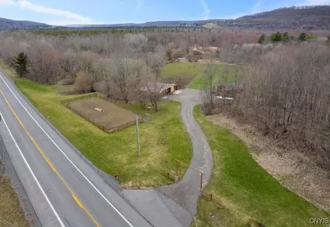 2887 State Route 12 Hwy W, Hubbardsville, NY 13355