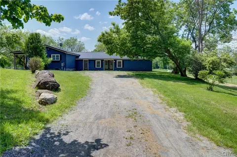494 Maple Hl, Canajoharie, NY 13317