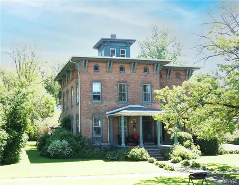 178 N Main St, Moravia, NY 13118
