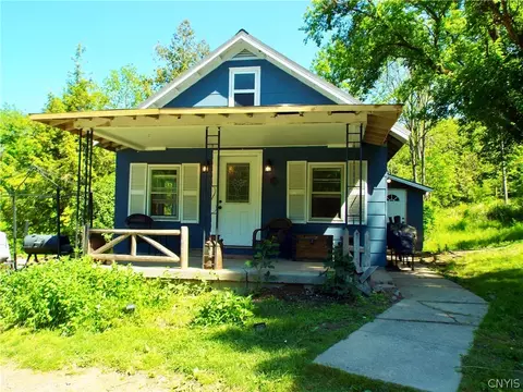 6512 Perryville Rd, Sullivan, NY 13037