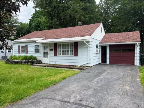 406 N Allen Rd N 406, Syracuse, NY 13212