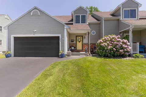 139 Arcadia Ave, Oswego, NY 13126