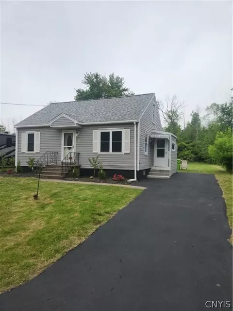 815 Beley Ave, Salina, NY 13211