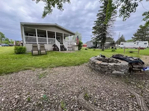7527 Fire Road 45, Lyme, NY 13693