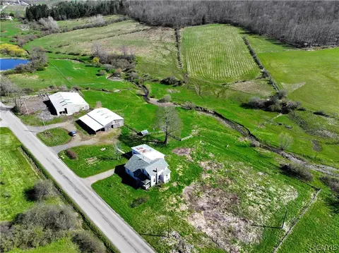 4046 Dry Brook Rd, Falconer, NY 14733