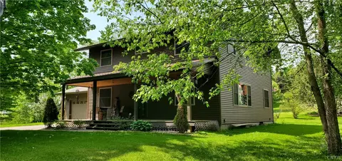 102 Harvey Pl, Boonville, NY 13309