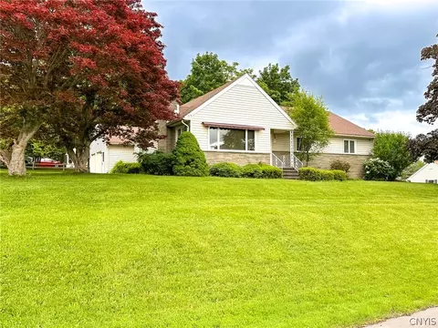 108 Harts Hl, Whitestown, NY 13492