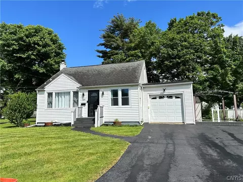 422 Quentin Rd, Utica, NY 13502