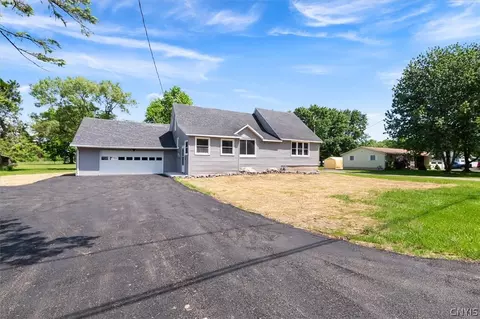 7863 Peck Rd, Kirkville, NY 13082