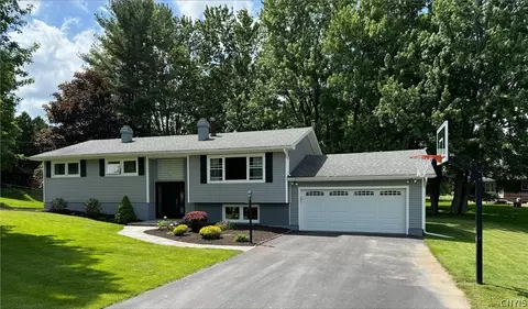 19723 Hillside Dr, Watertown, NY 13601