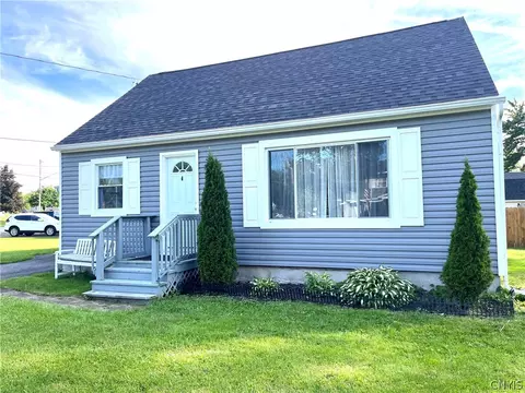 102 Pedham Pl, Salina, NY 13088
