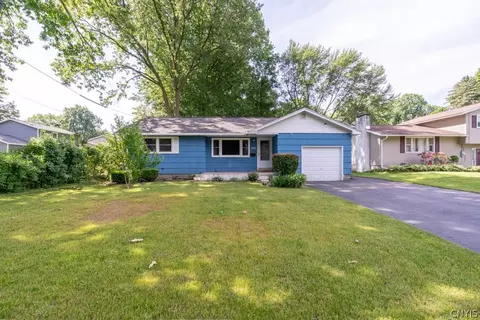 603 Palmer Dr, North Syracuse, NY 13212