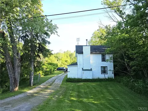 1136 Gallagher Rd, Cortlandville, NY 13045