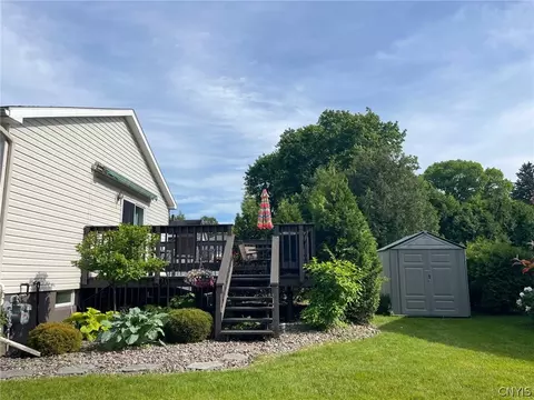 233 Coe Ave, Oneida, NY 13421 photo 5