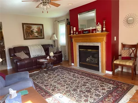 233 Coe Ave, Oneida, NY 13421 photo 21