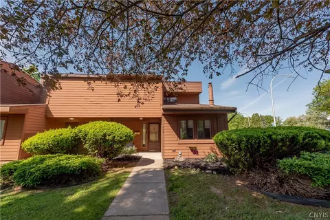 639 Village Blvd N, Van Buren, NY 13027