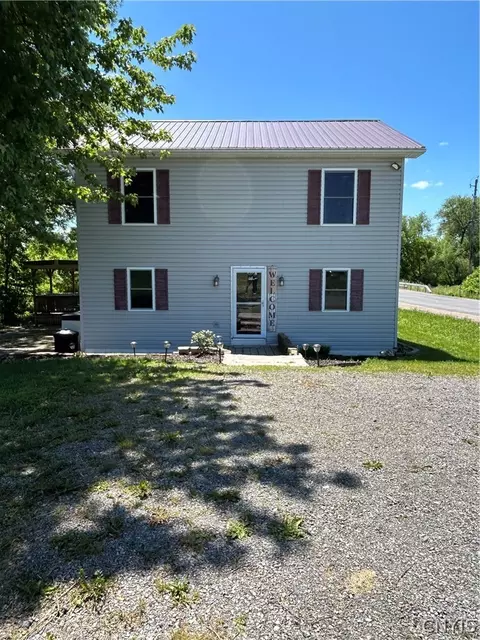 33094 County Route 4, Cape Vincent, NY 13618