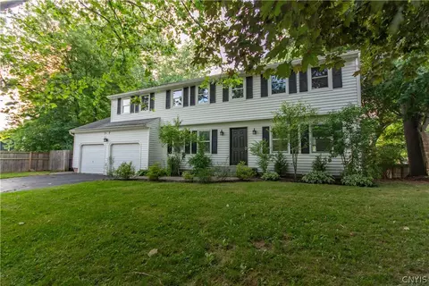 7827 Russell Ln, Manlius, NY 13104