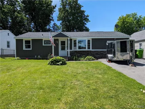 317 Fairmount Ave, Salina, NY 13088