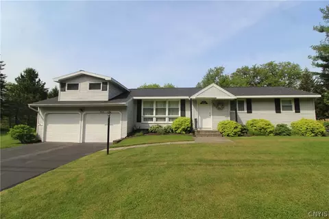 5443 Hamilton Rd, Jordan, NY 13080