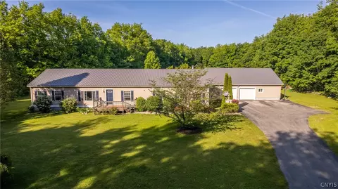 6912 Oxbow Rd, Lincoln, NY 13032